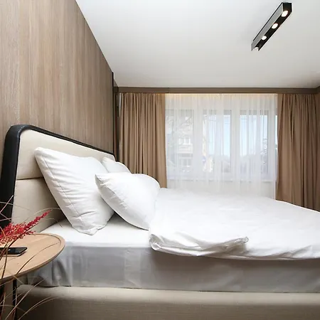 Nest Apartment