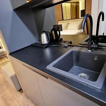 Nest Apartment *